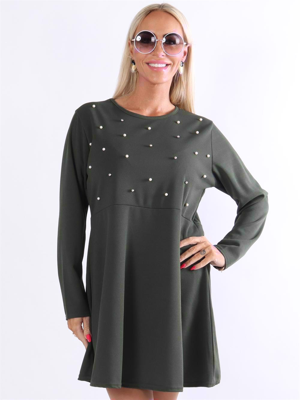 Diana - Klänning med pärlor och knä